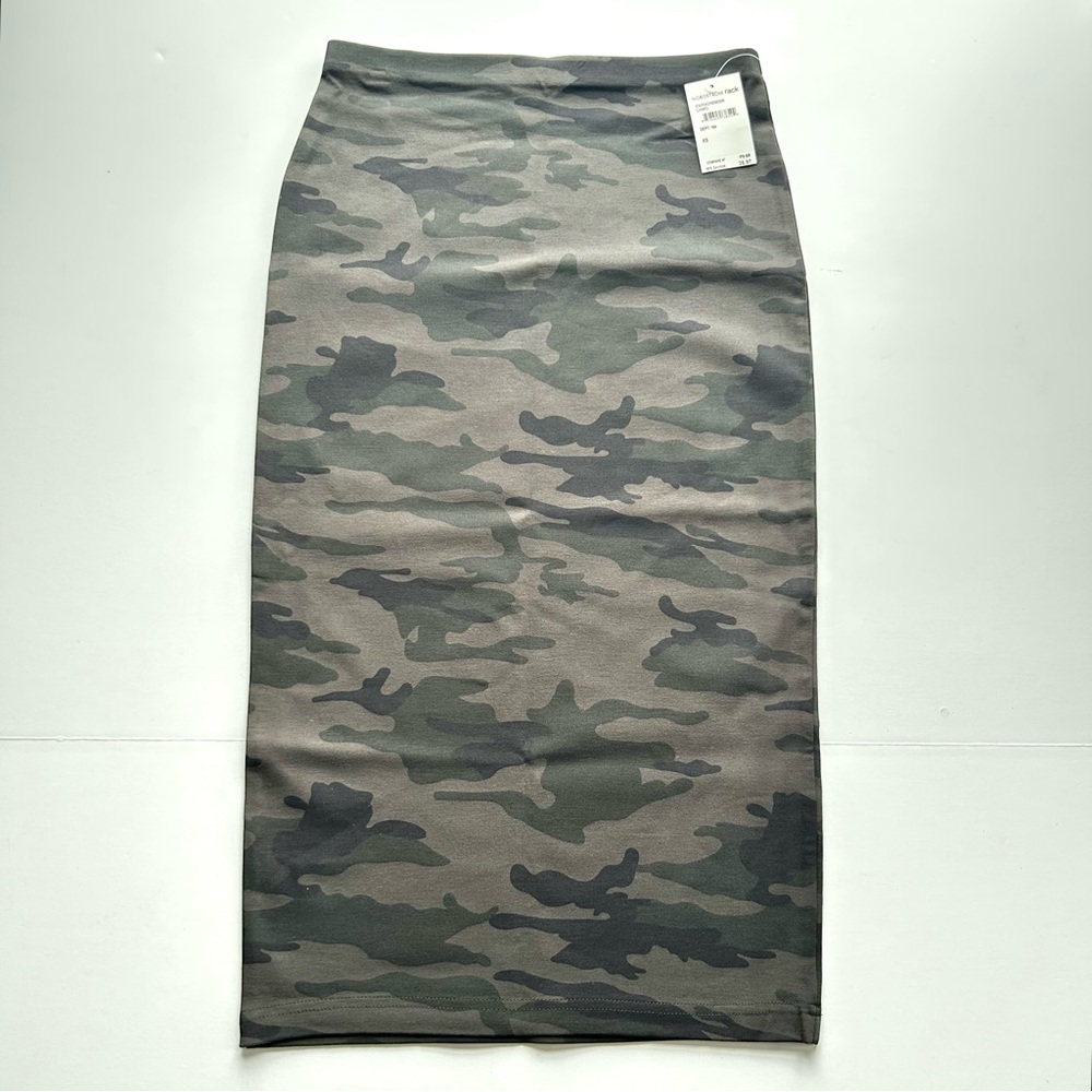 🍒NWT Sanctuary Bodycon Camo Pencil Skirt - Picture 2 of 9